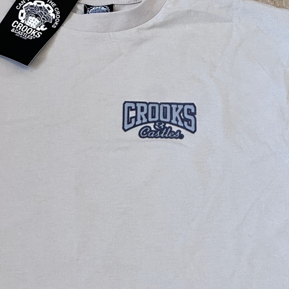 NWT Crooks & Castles Medusa Tee in Natural - Picture 3 of 6